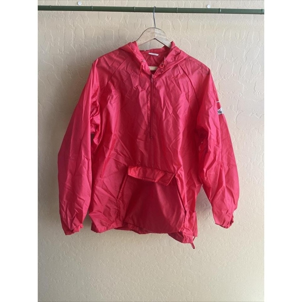 Vintage 90s Marlboro Red Hooded Packable Rain Jacket Anorak L